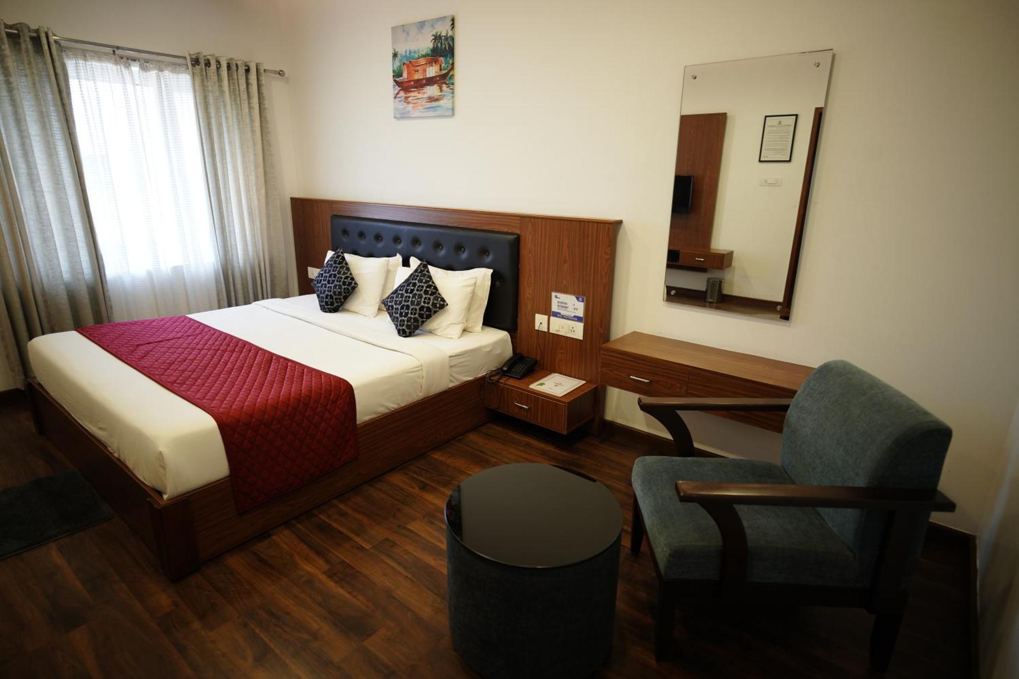 Hotel Four N Square Residency à Palakkad Extérieur photo