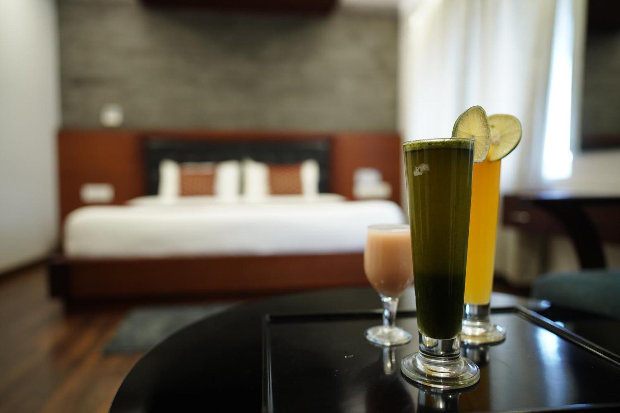 Hotel Four N Square Residency à Palakkad Extérieur photo