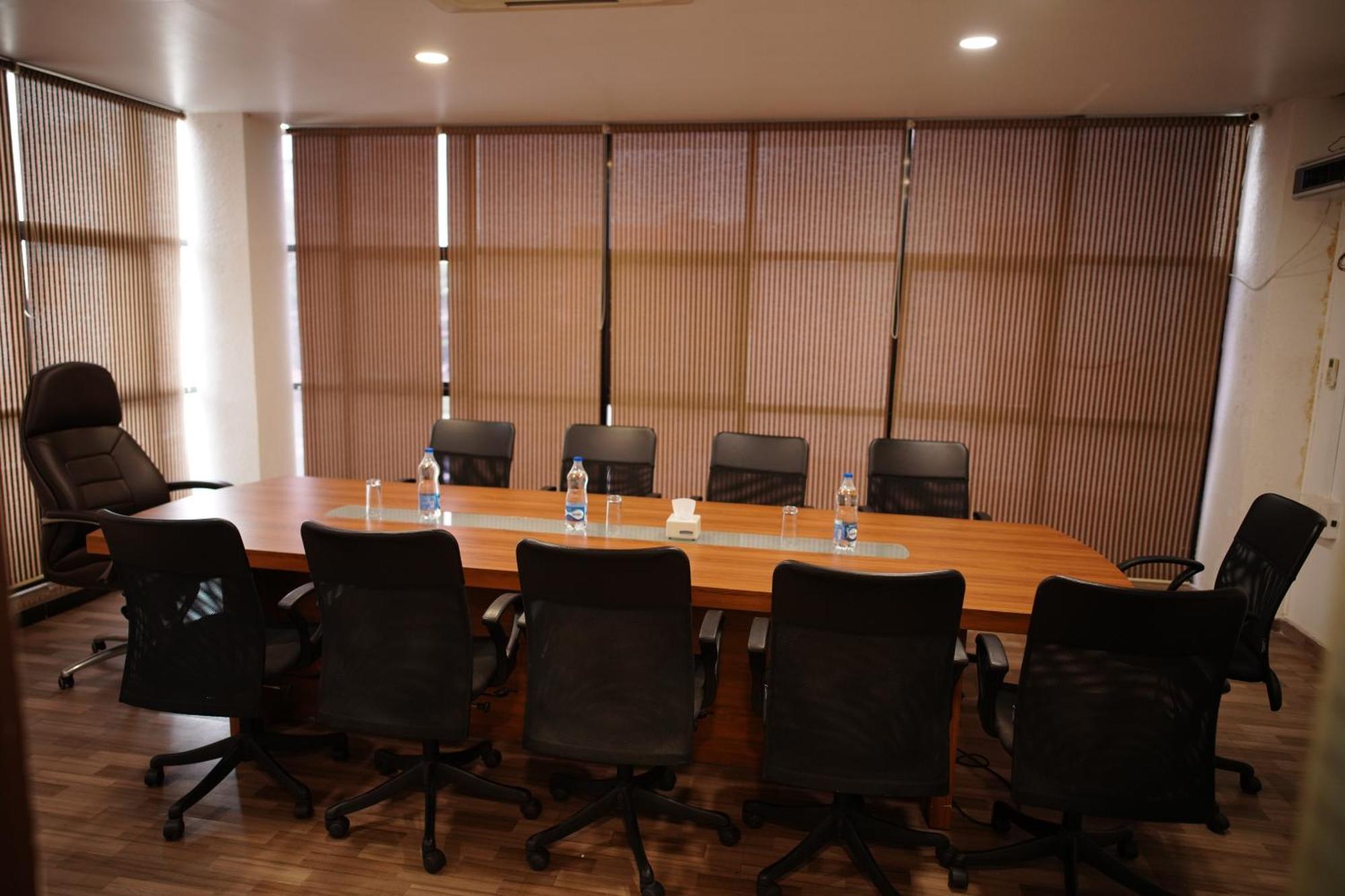 Hotel Four N Square Residency à Palakkad Extérieur photo